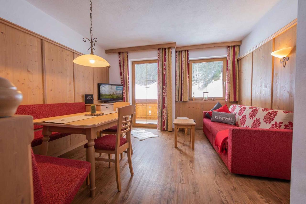 Alpenchalet Vital Neustift im Stubaital Esterno foto